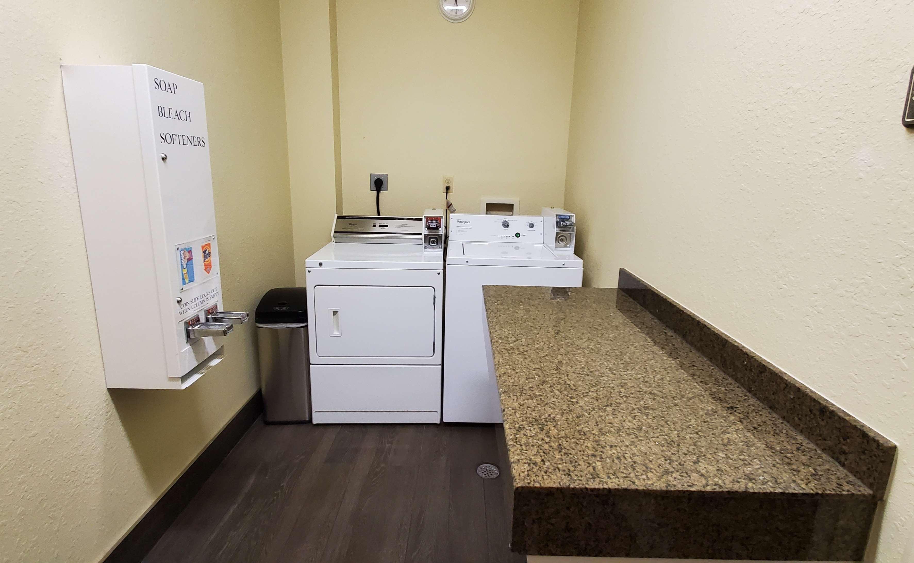 Best Western Executive Inn & Suites Madisonville Zewnętrze zdjęcie